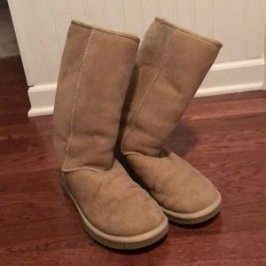 Ugg classic tall boots
